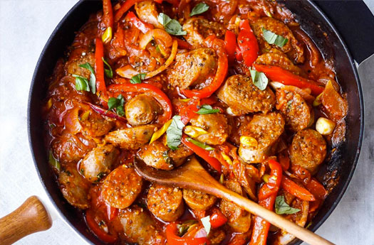 Spicy Sausage with Sweet Peppers & Sauce