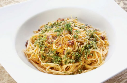 Pasta with White Wine and Fennel Pesto